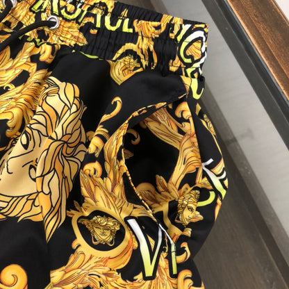 Versace corto