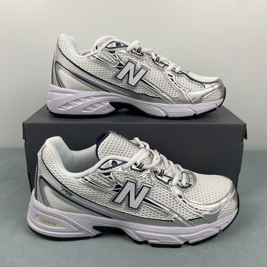 New Balance 740