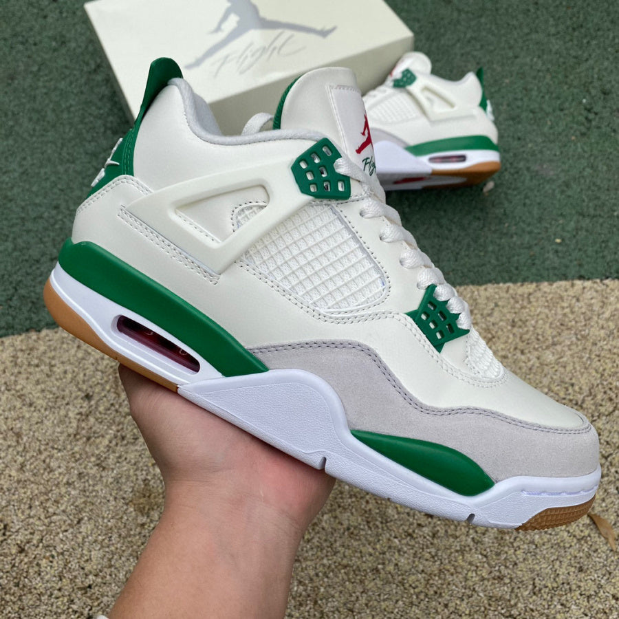 Air Jordan 4