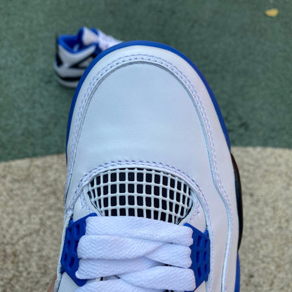 Air Jordan 4