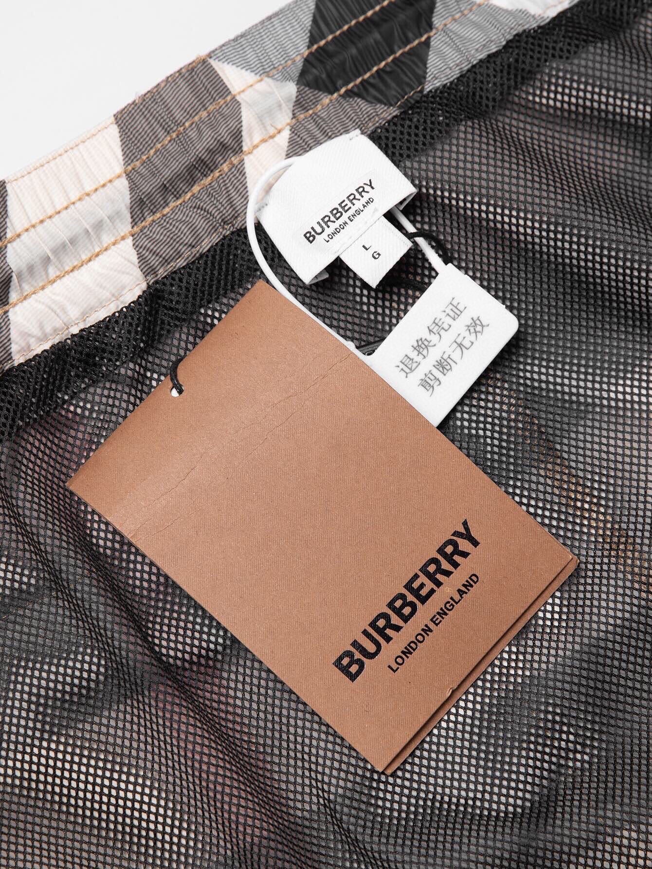 Short Burberry