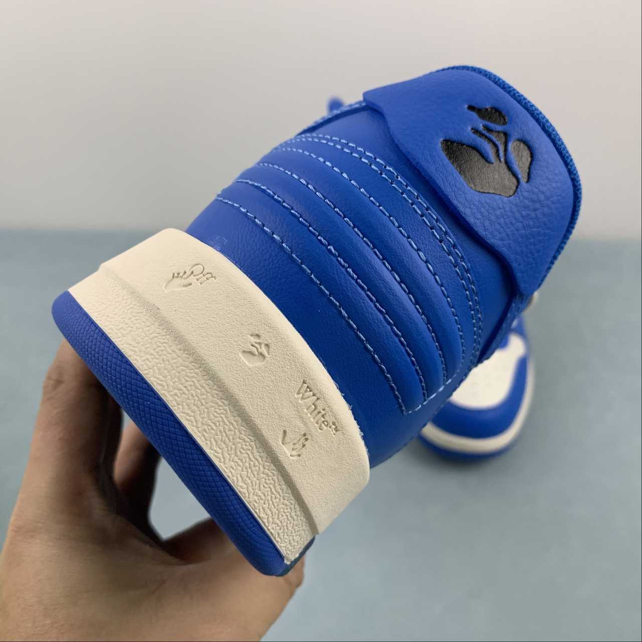OFF-WHITE Out Of Office "000" Low