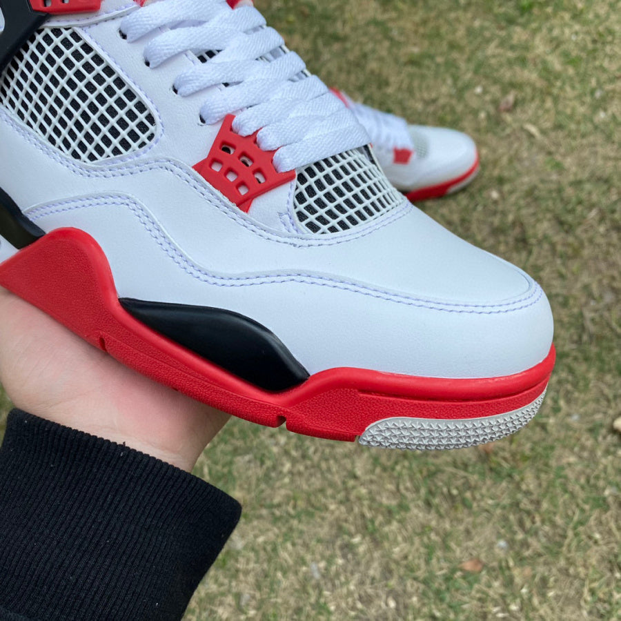 Air Jordan 4