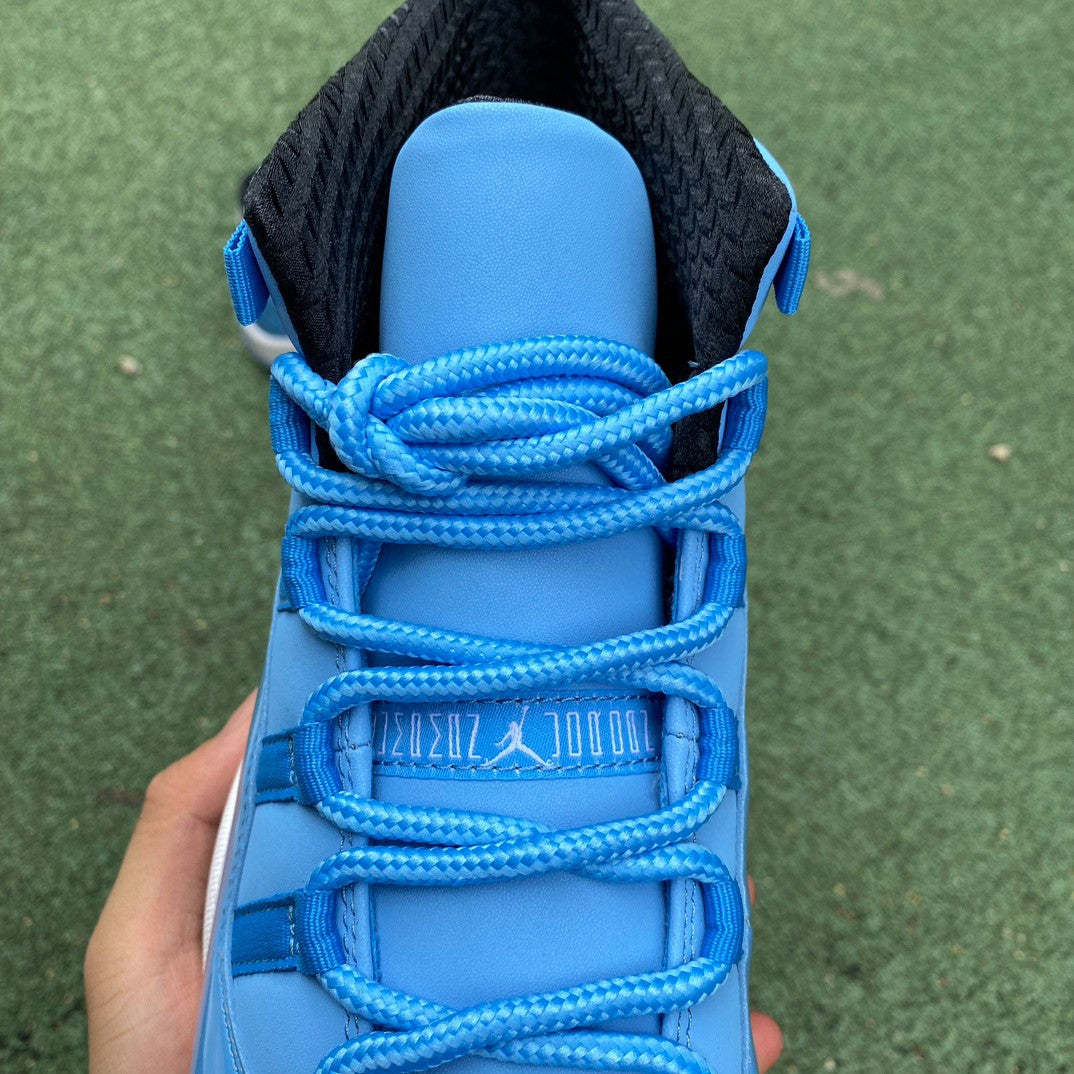 Air Jordan 11