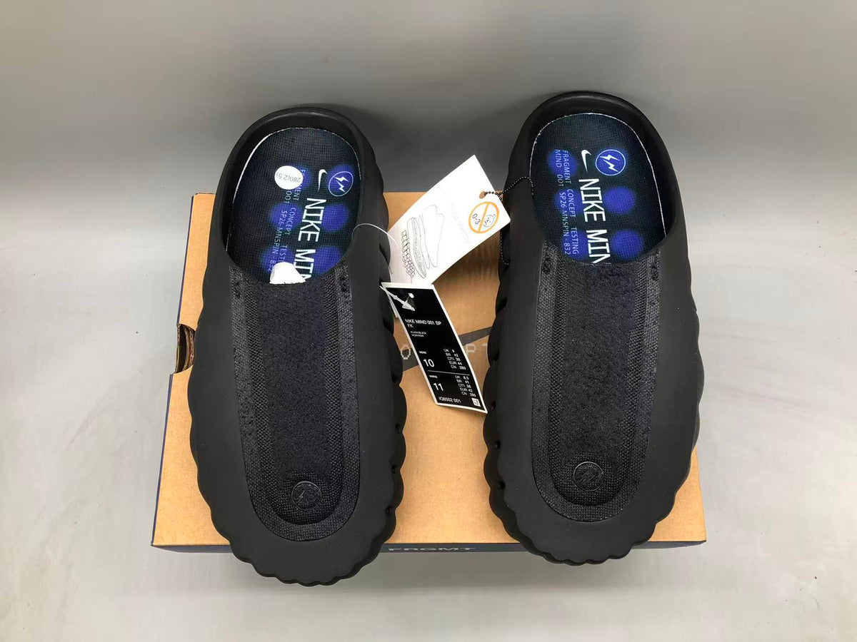 Nike Mind 001