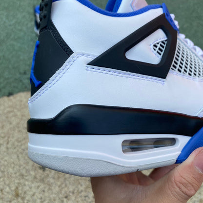 Air Jordan 4