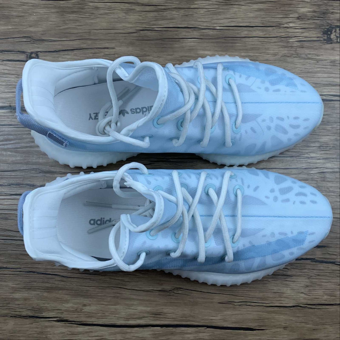 Adidas Yeezy Boost 350 V2