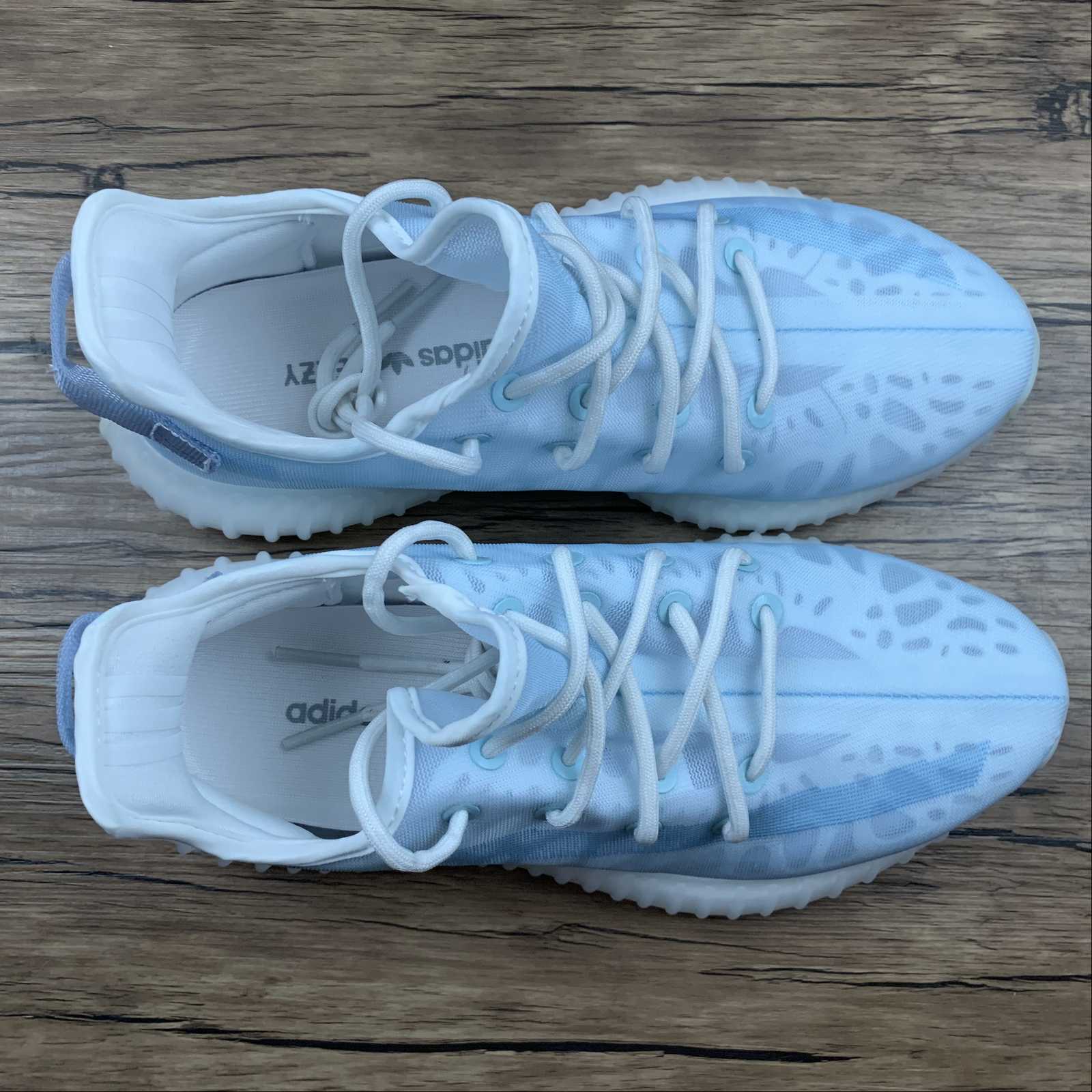 Adidas Yeezy Boost 350 V2