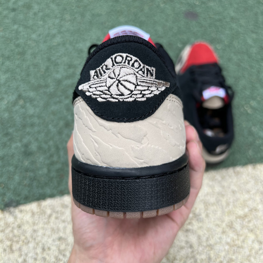 Jordan 1 Low