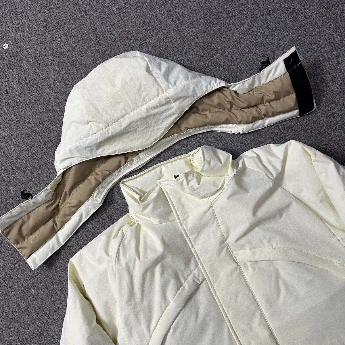 Corteiz B.I.G Bolo Jacket White