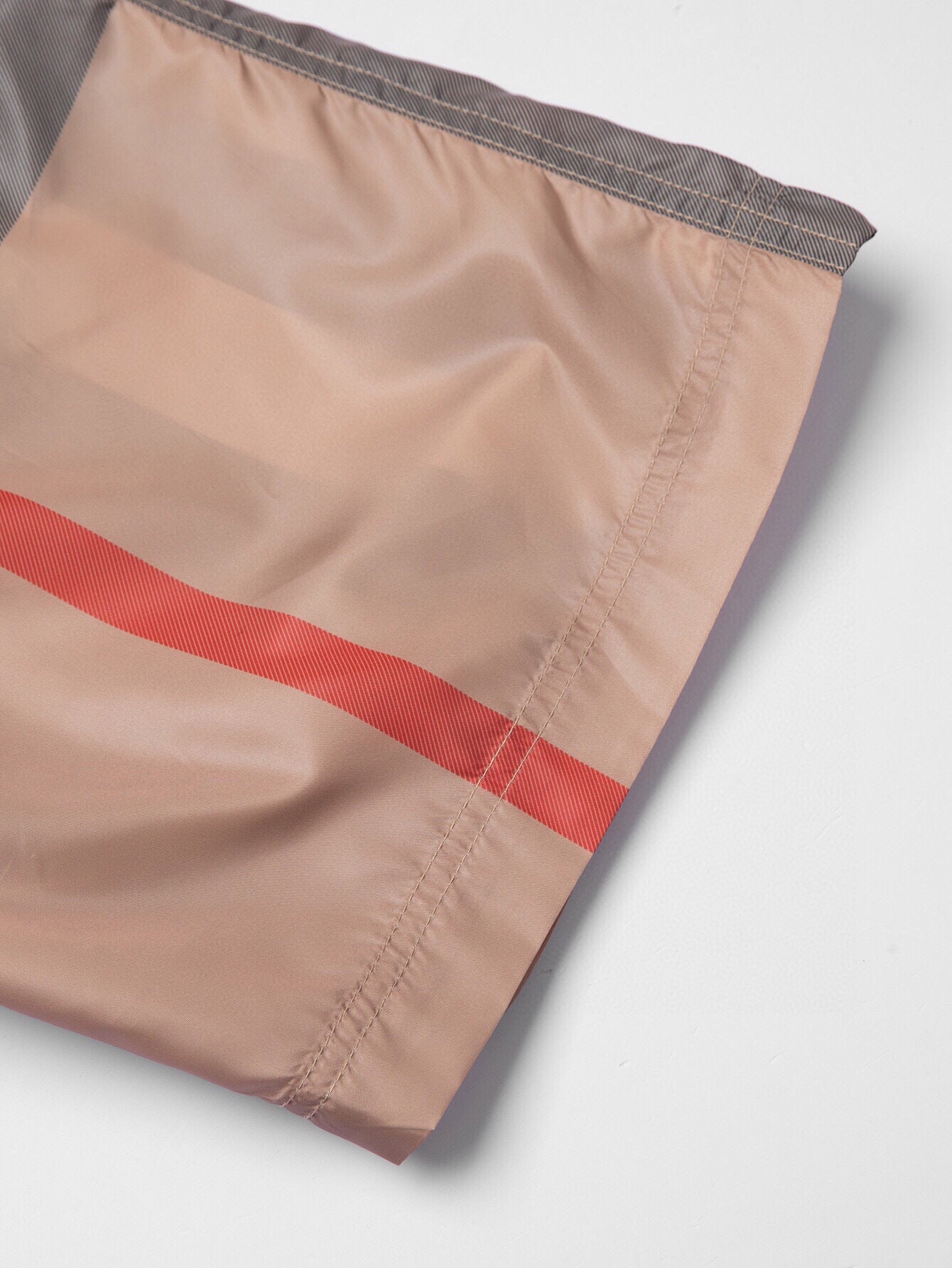 Short Burberry
