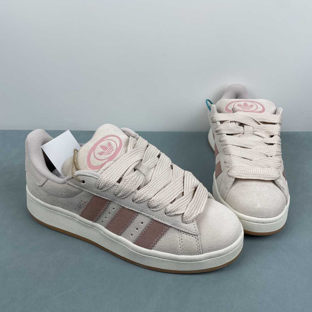 Adidas Campus 00s