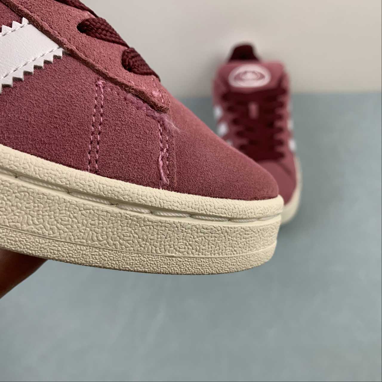 Adidas Campus 00s