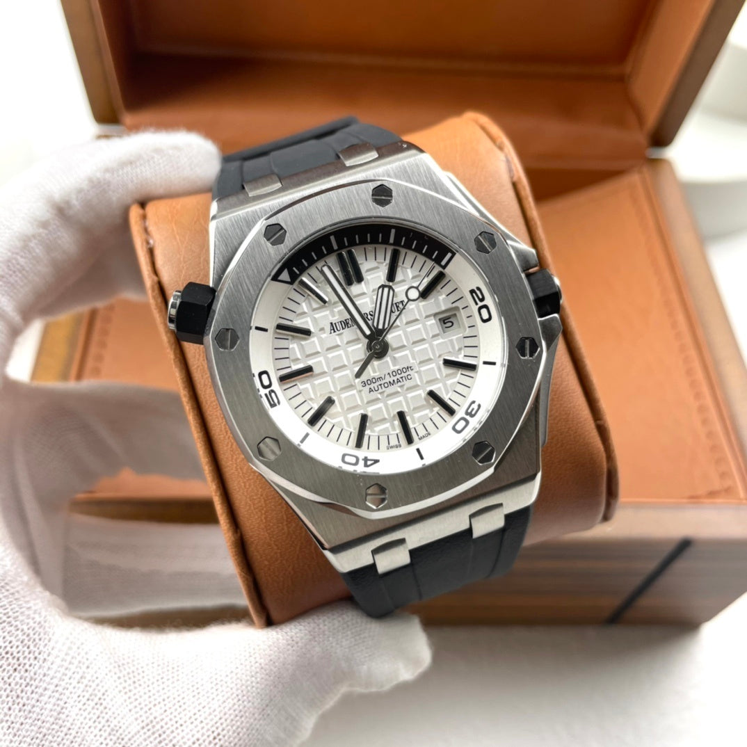 Royal Oak Medium