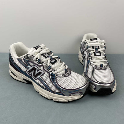 New Balance 740
