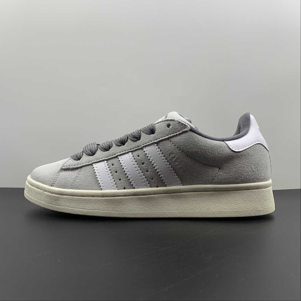 Adidas Campus 00s