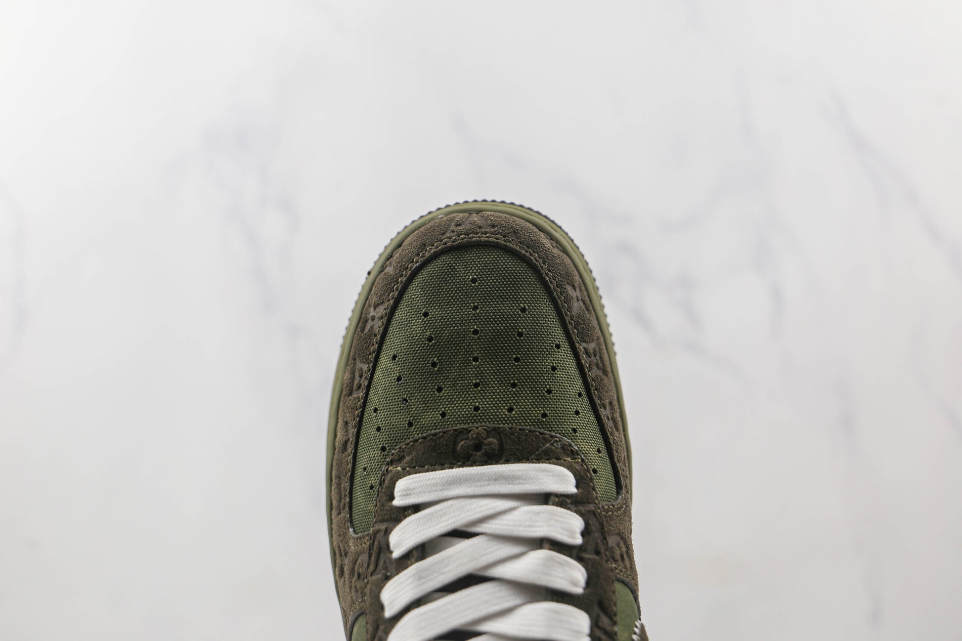 Louis Vuitton x Nike Air Force 1