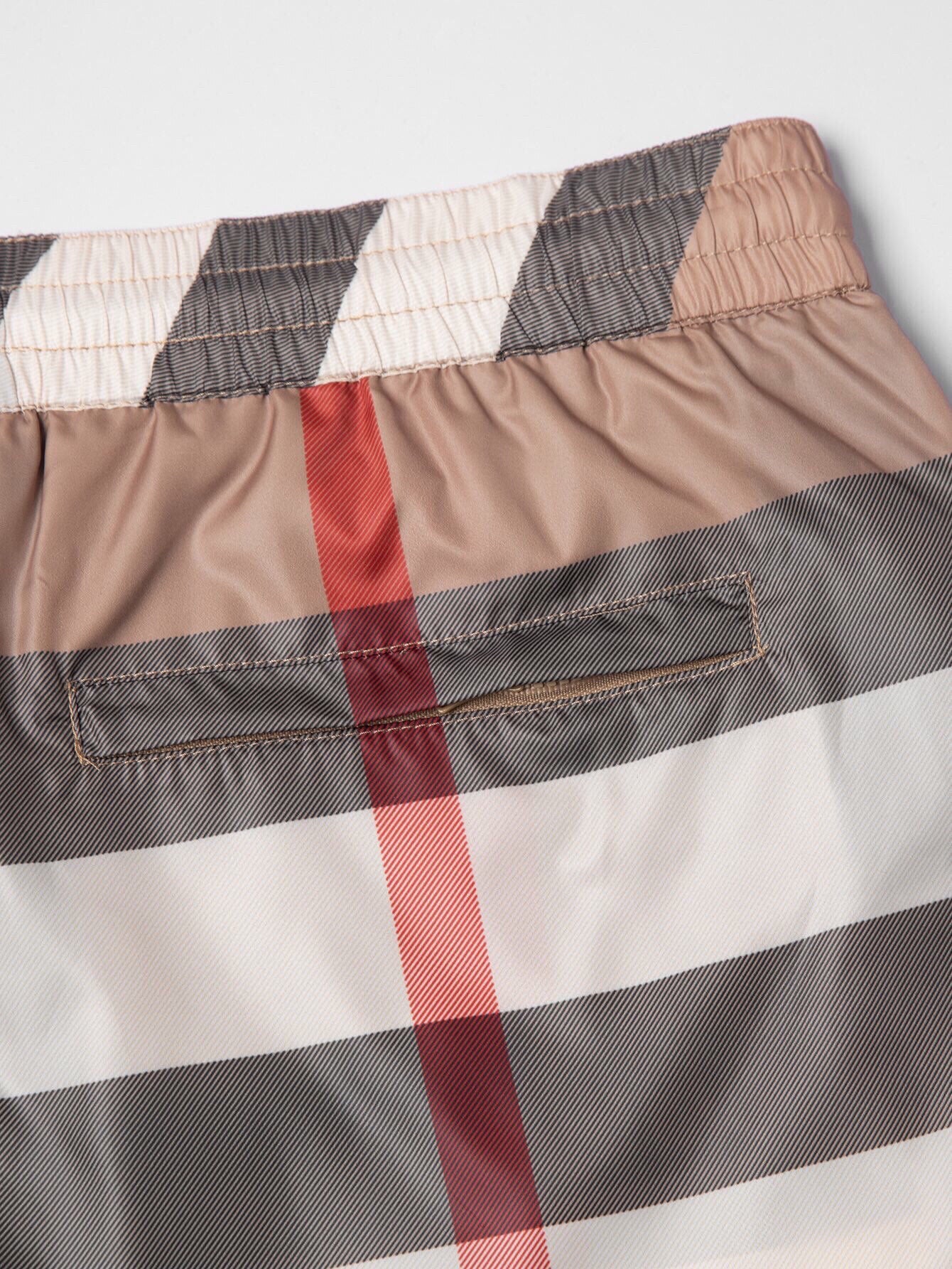 Short Burberry
