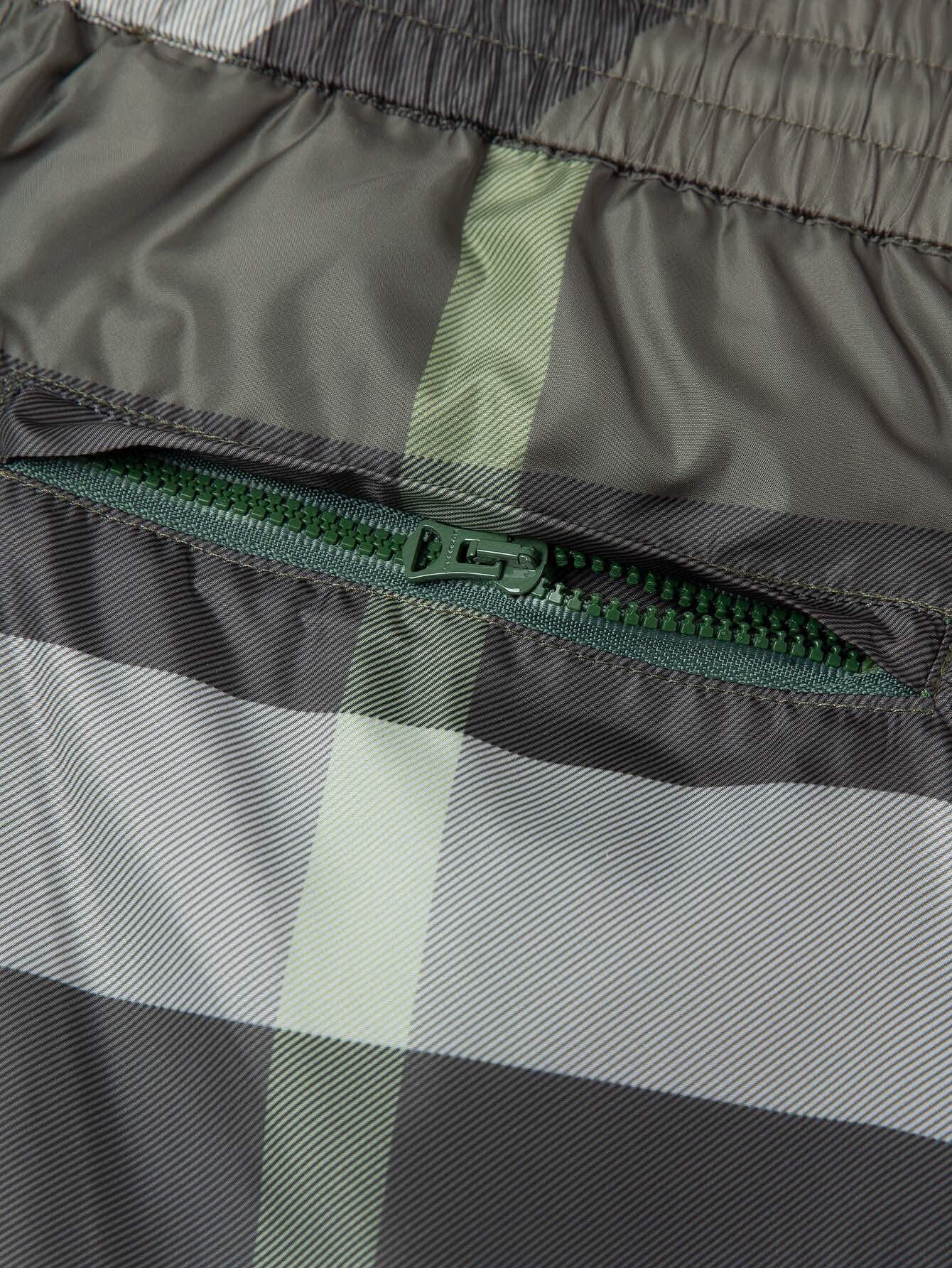 Short Burberry
