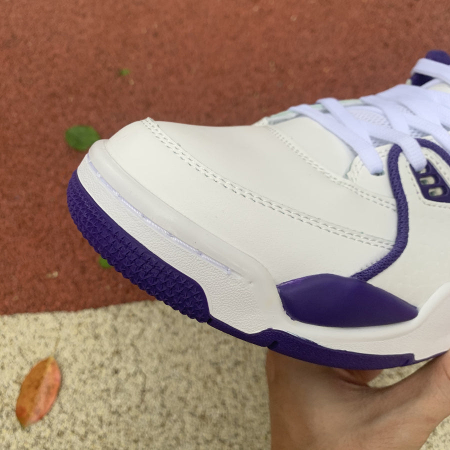 Air Jordan 4