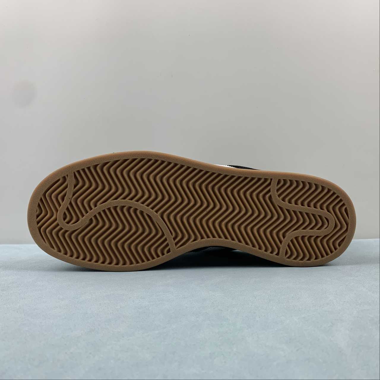 Adidas Campus 00s