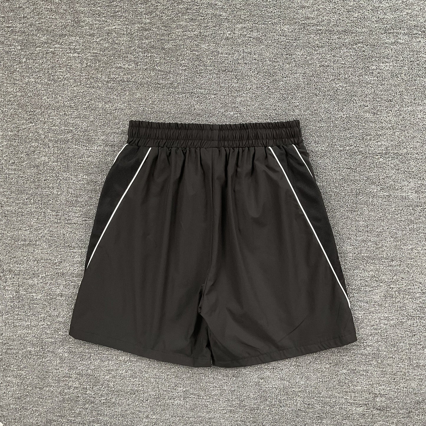 Syna World Short