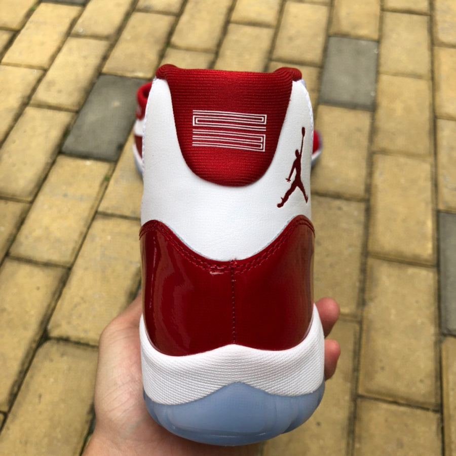 Air Jordan 11