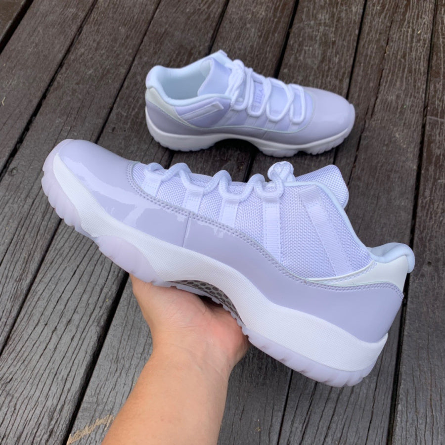 Air Jordan 11