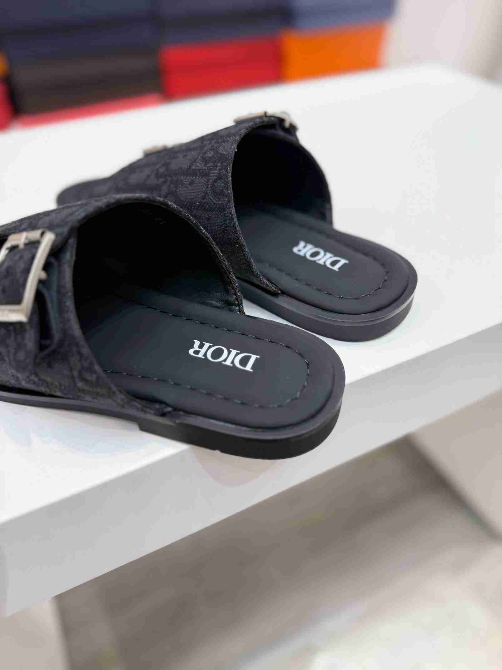Chinelo Dior Slippers