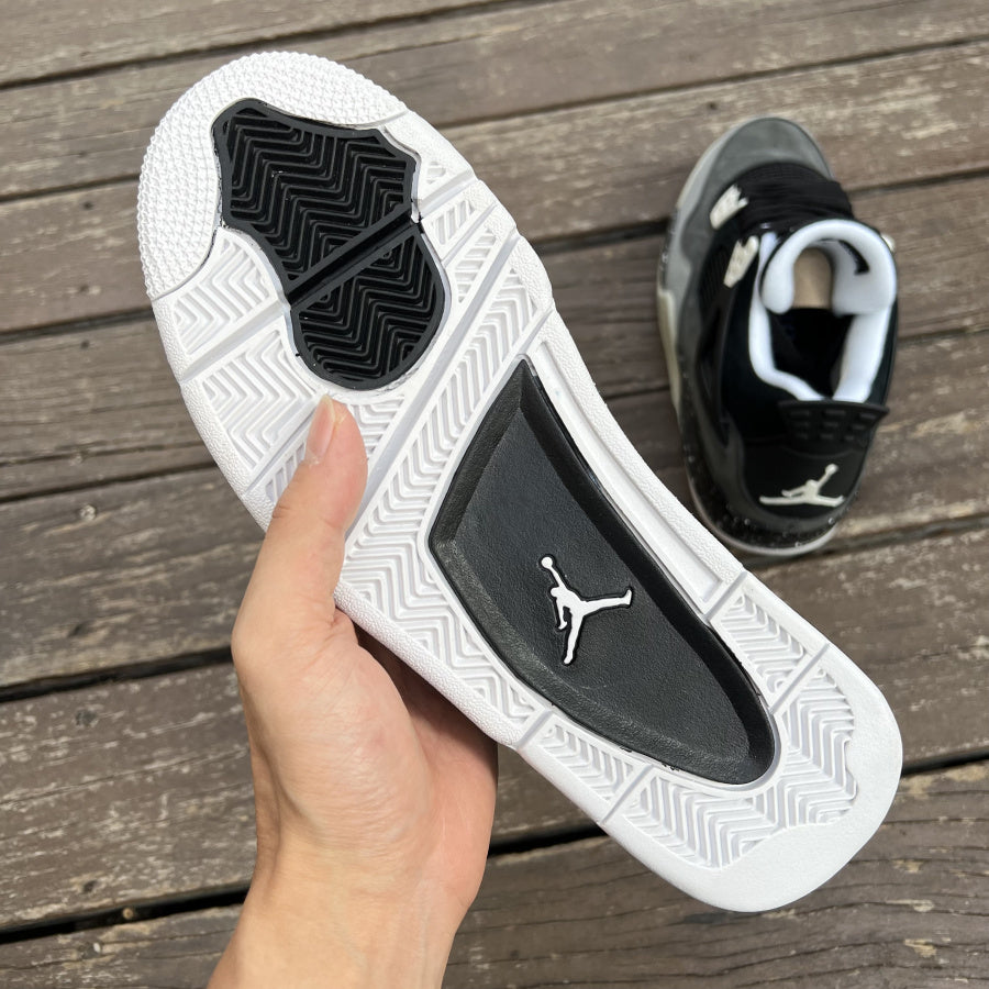 Air Jordan 4