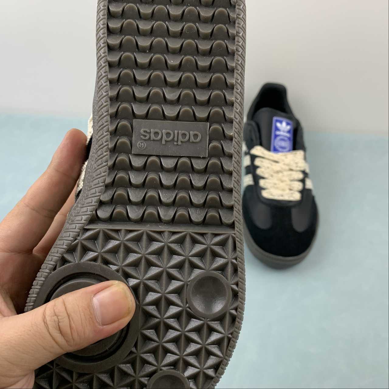 Adidas Samba