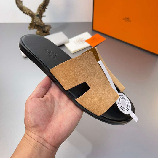 Chinelo Hermes