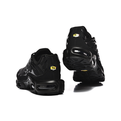 SUPREME x Nike Air Max Tn 1