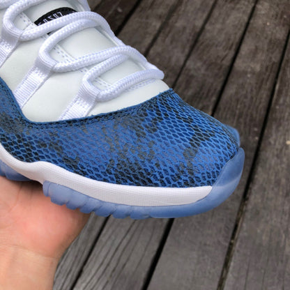 Air Jordan 11