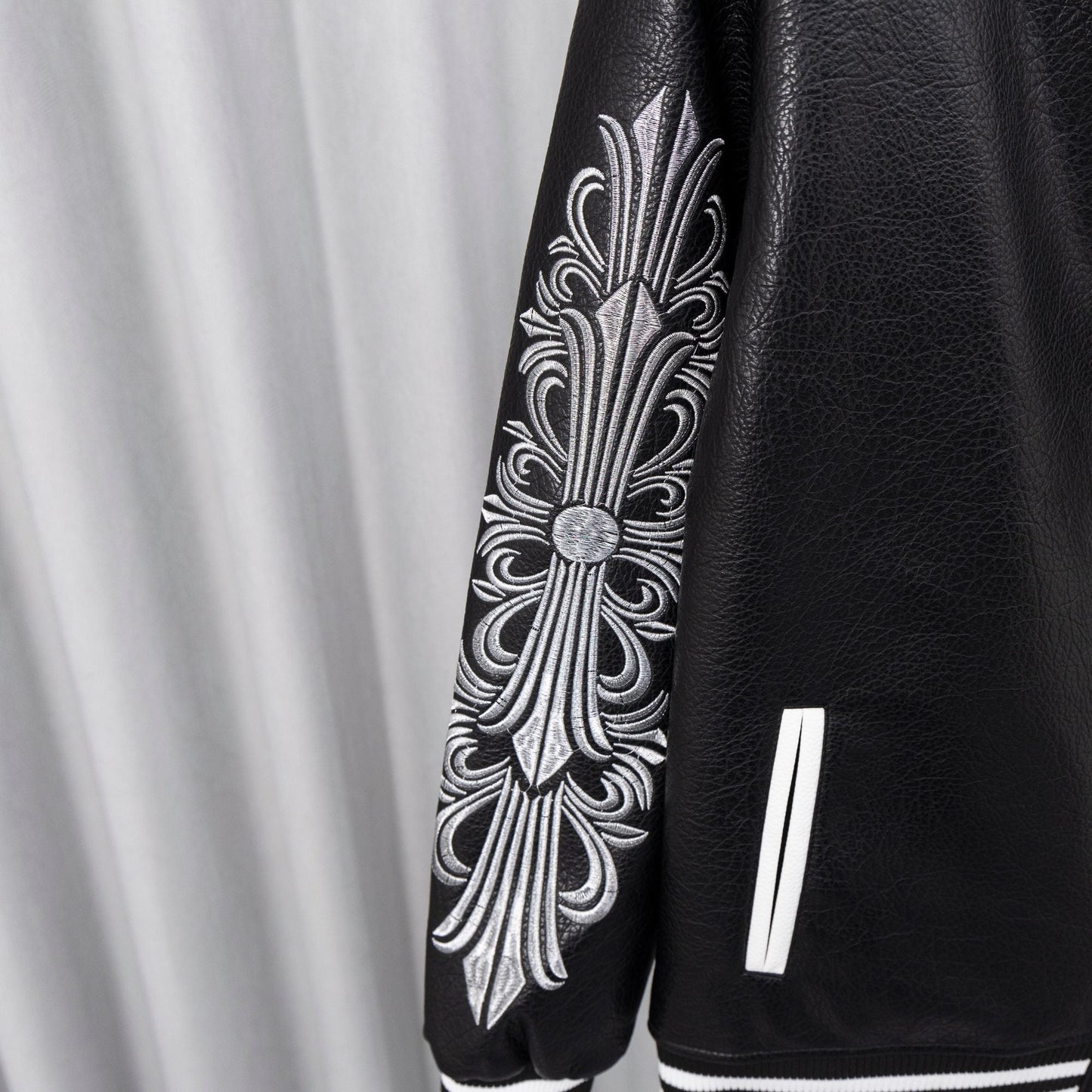 Chaqueta Chrome Hearts