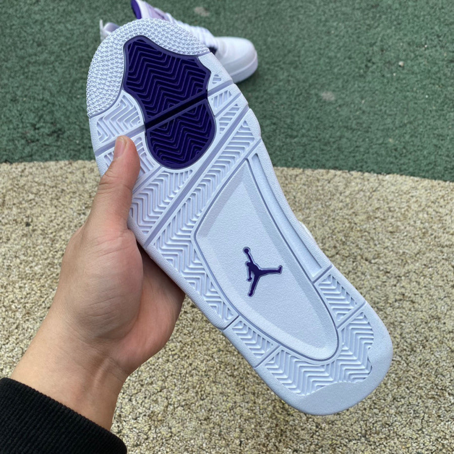 Air Jordan 4