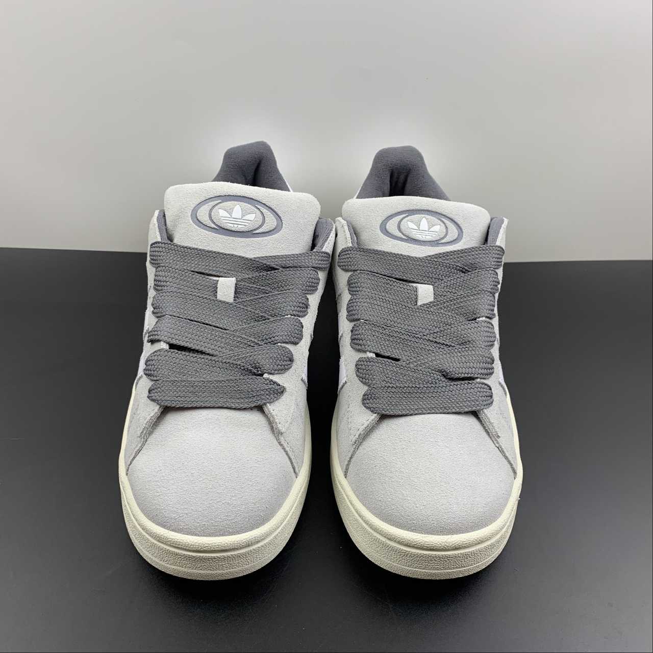 Adidas Campus 00s