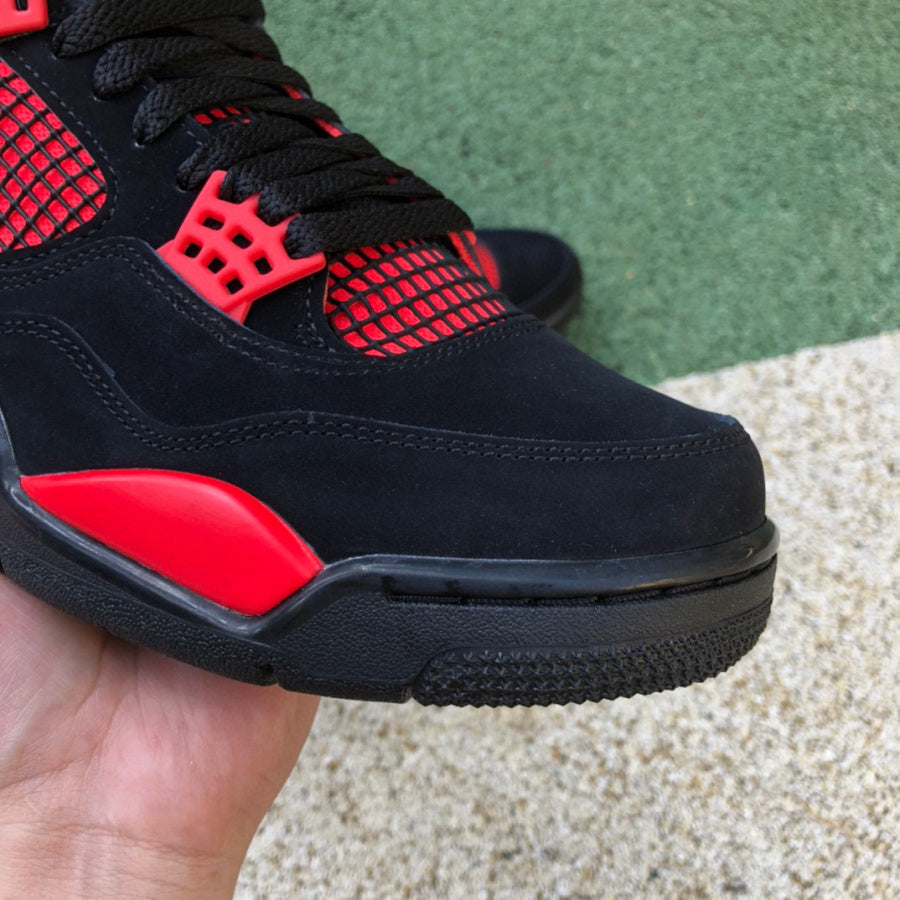 Air Jordan 4
