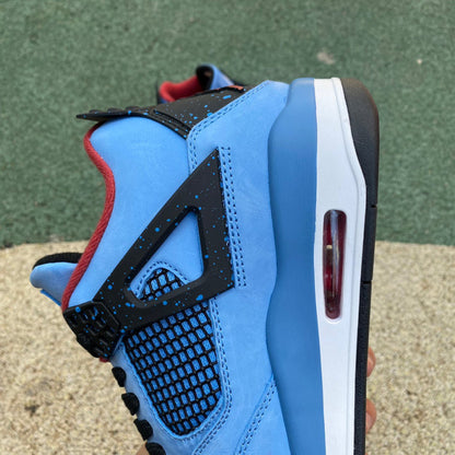 Air Jordan 4