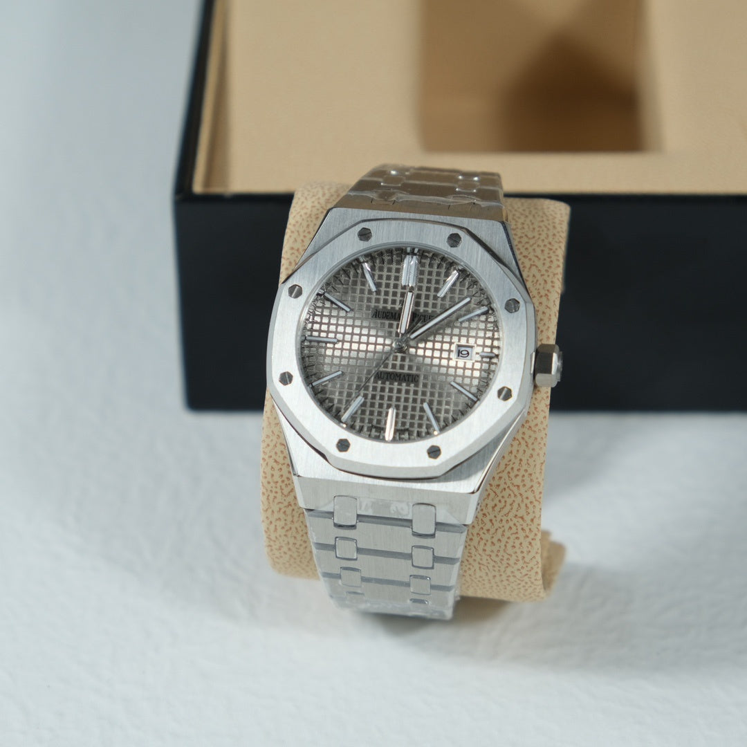 Royal Oak Medium