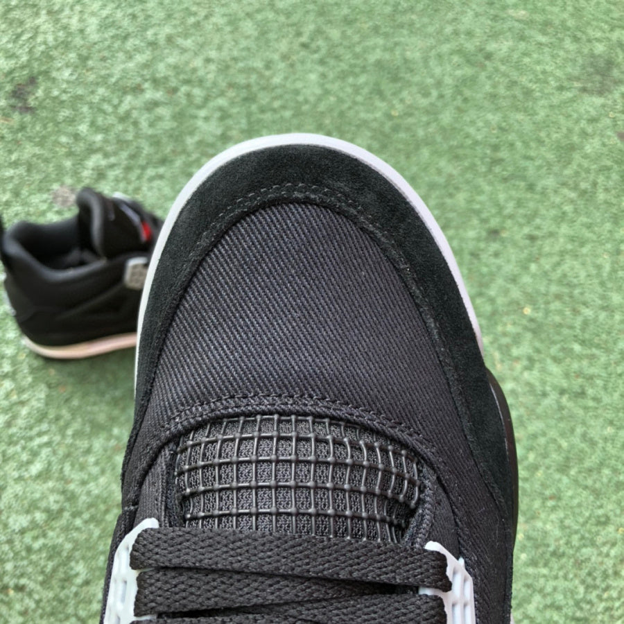 Air Jordan 4
