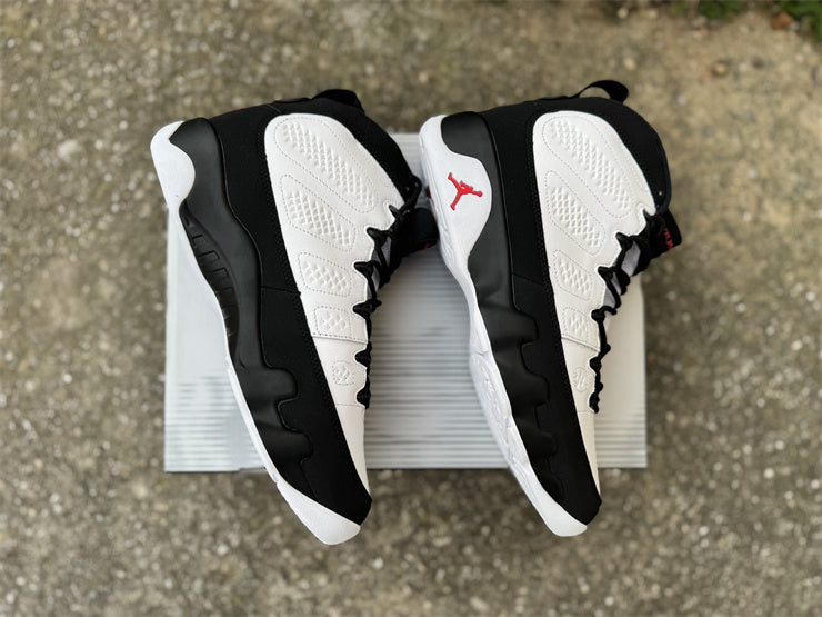 Air Jordan 9