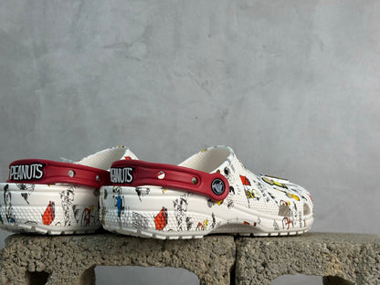 Crocs Classic Peanuts Zueco