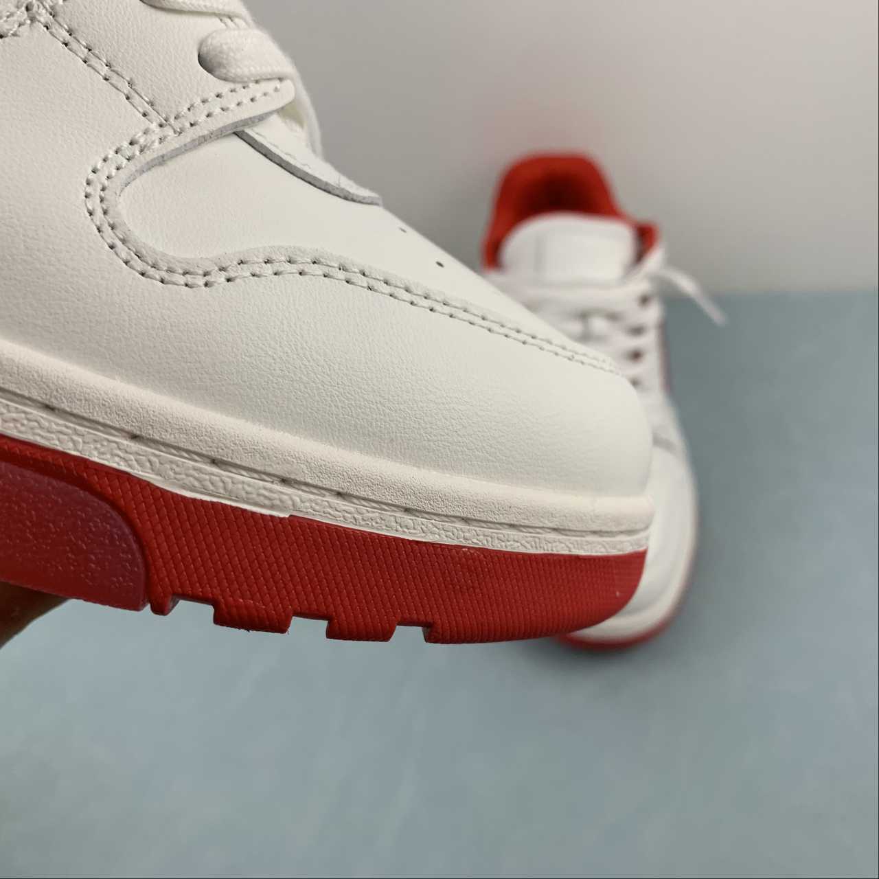 OFF-WHITE Out Of Office "000" Low