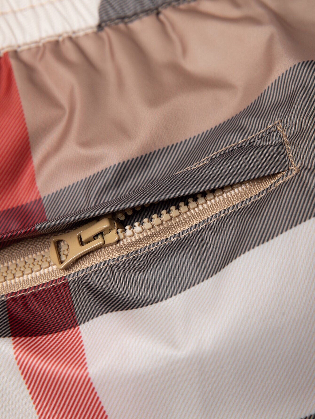 Short Burberry