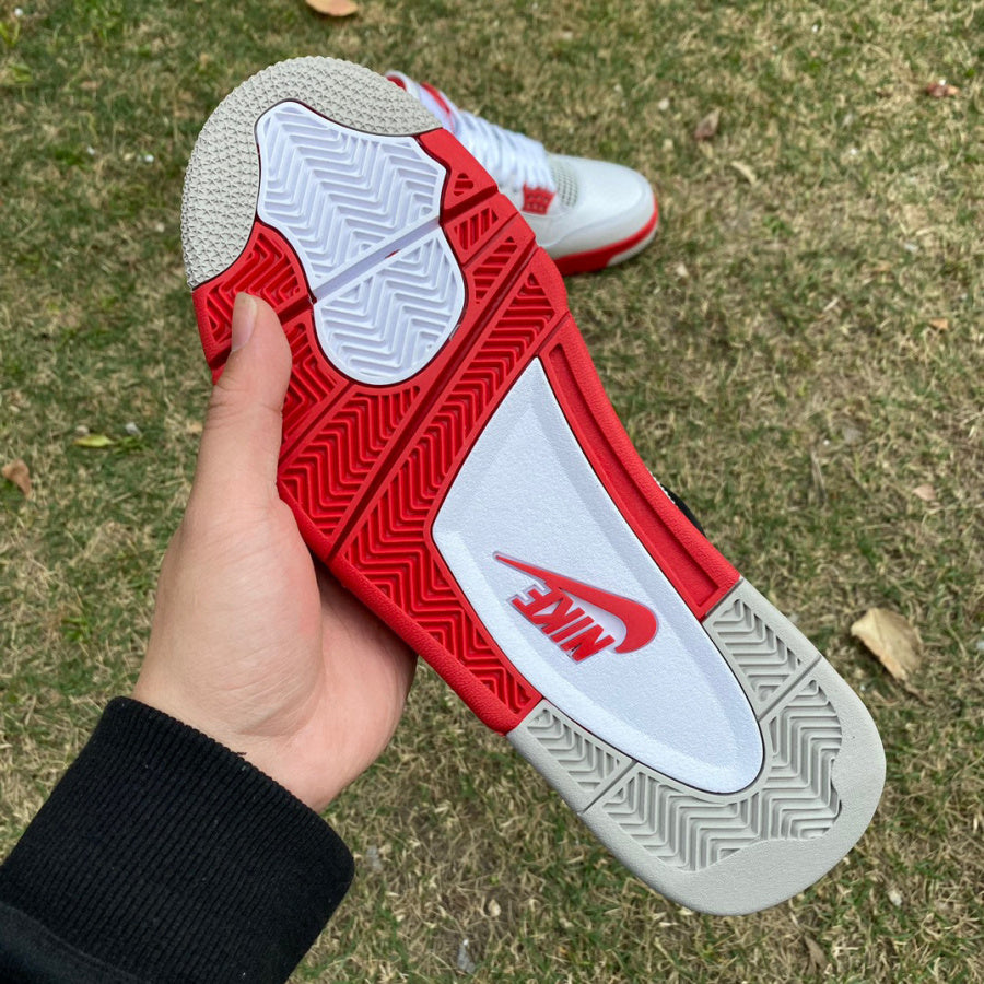 Air Jordan 4