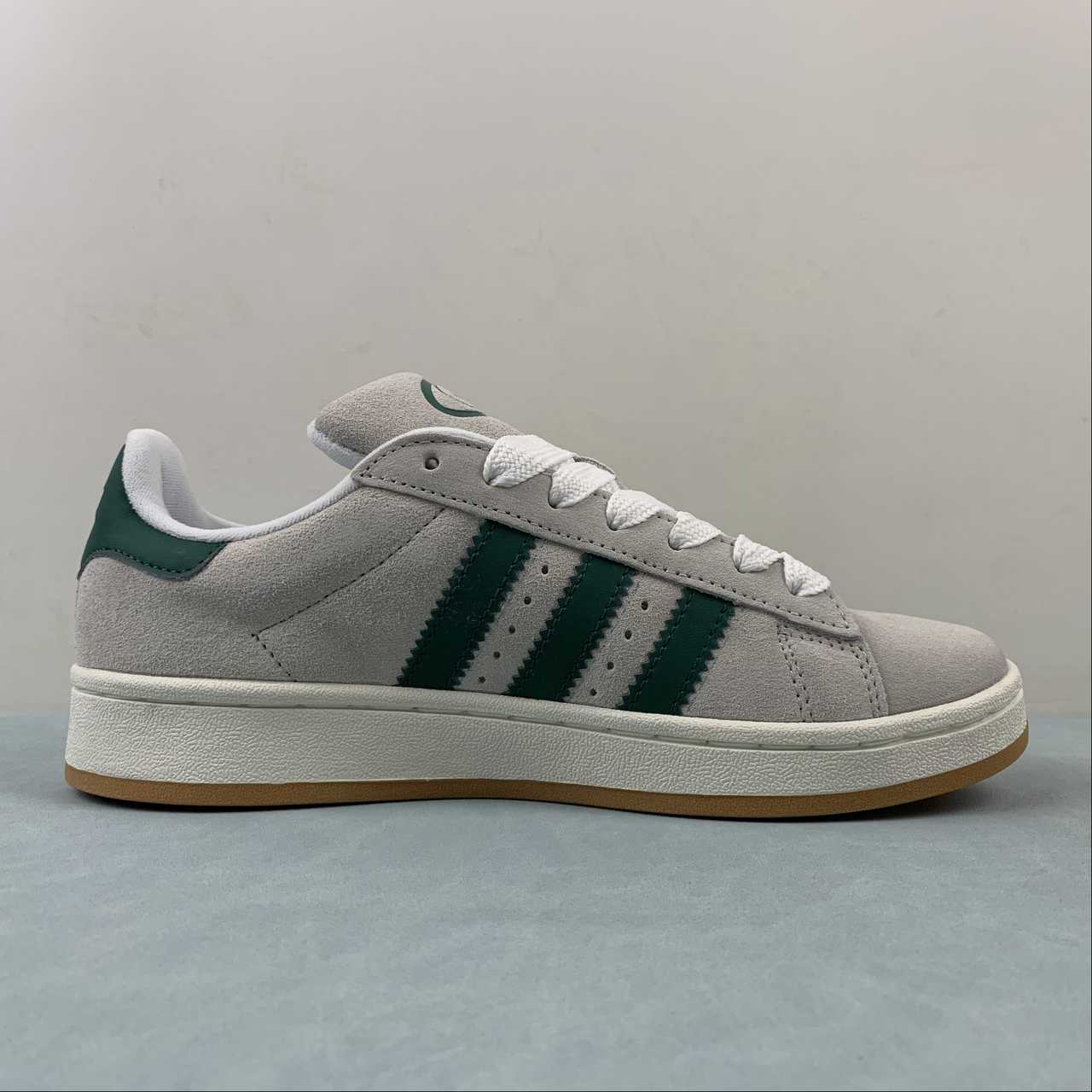 Adidas Campus 00s