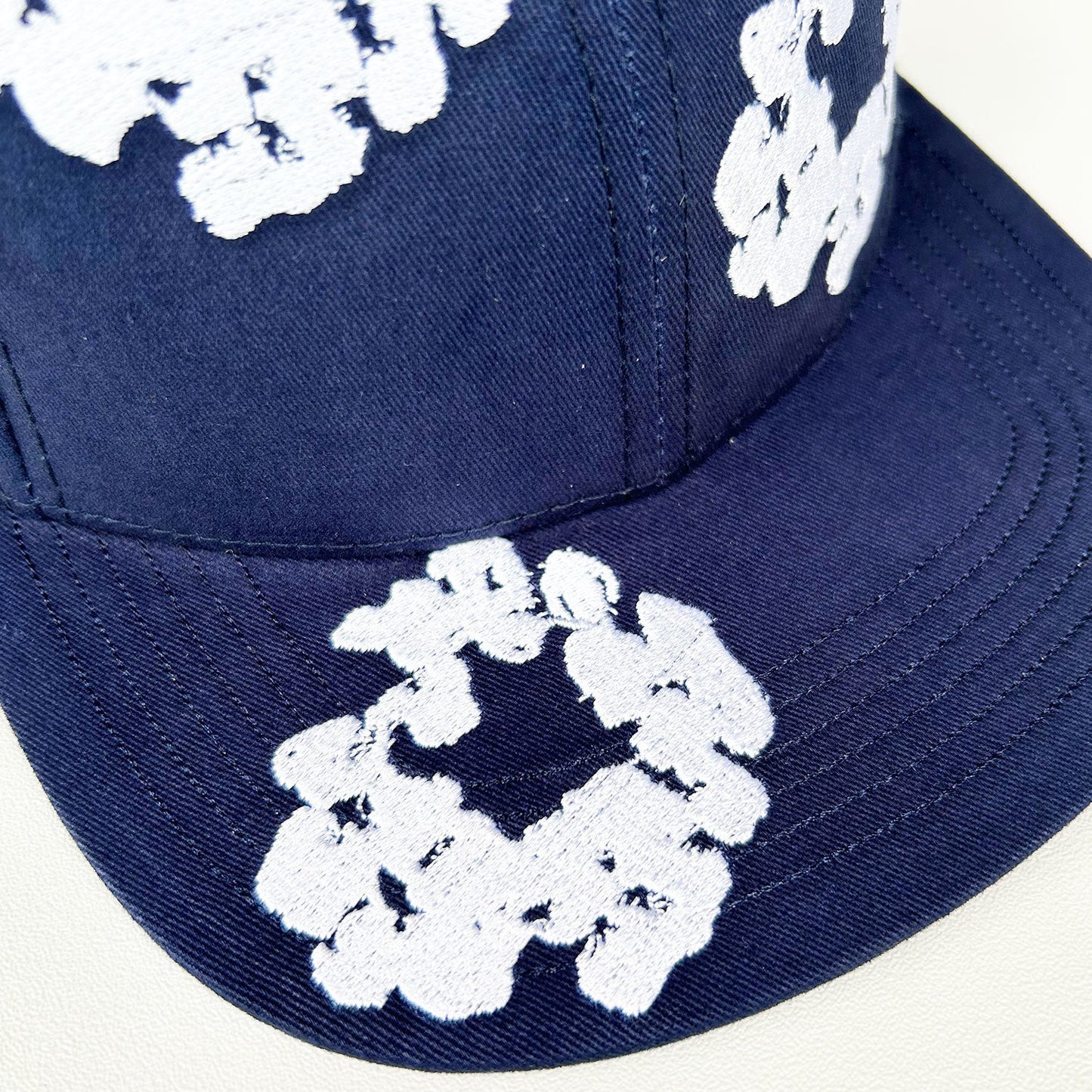 Gorra Denim Tears