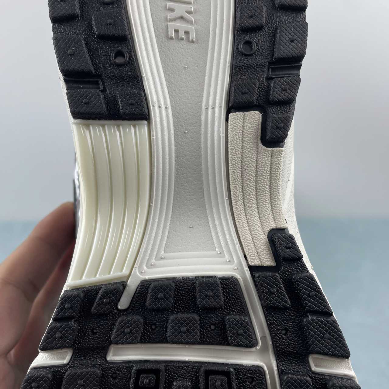 Nike P-6000