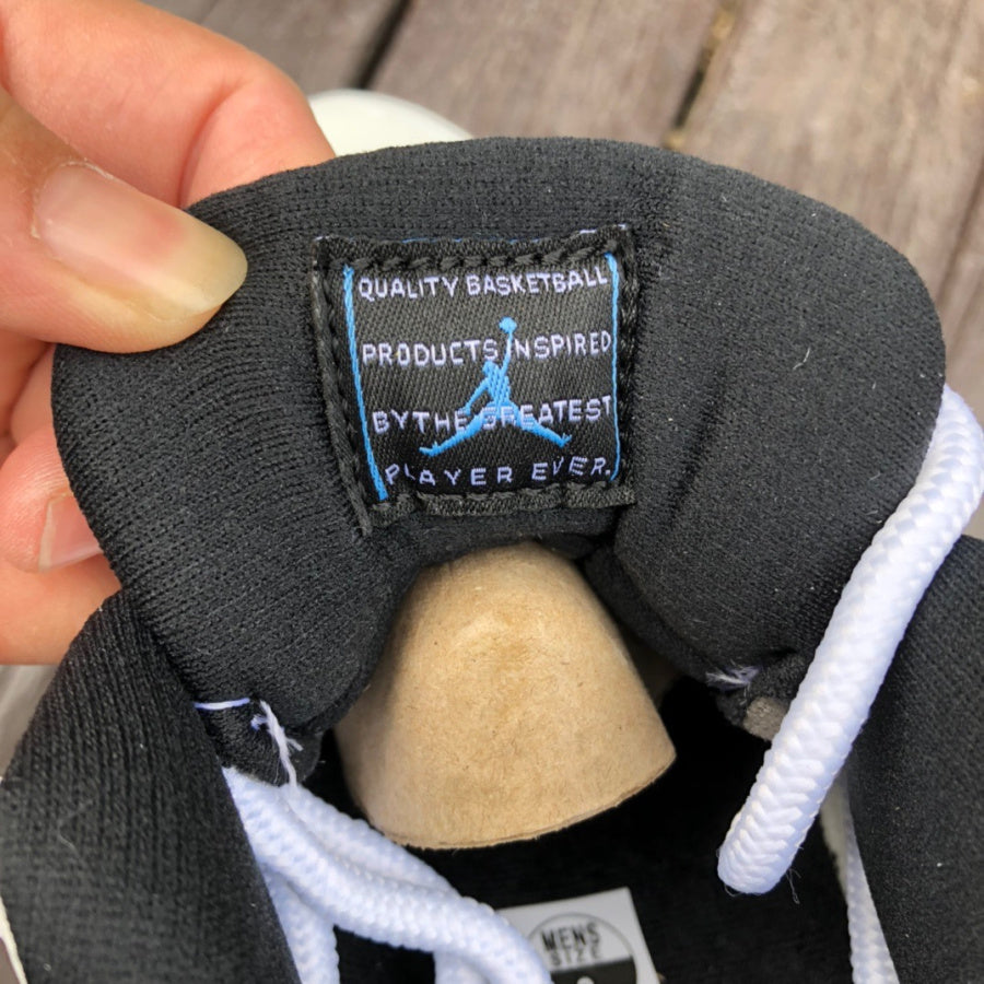 Air Jordan 11